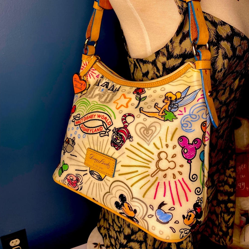 Authentic Rare Dooney & Bourke X Disney White Sketch Bag - Picture 2 of 11
